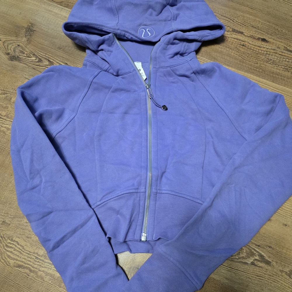 Lululemon Dark Lavender Cropped Scuba